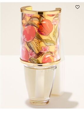 Vera Bradley Peach Wallflower Plug in